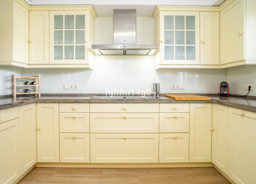 Resale - House - Townhouse - Marbella - Nueva Andalucia