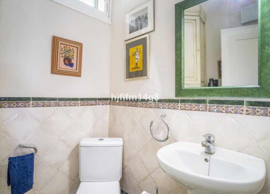 Resale - House - Townhouse - Marbella - Nueva Andalucia