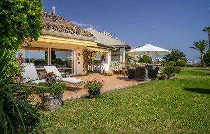 Resale - House - Townhouse - Marbella - Nueva Andalucia