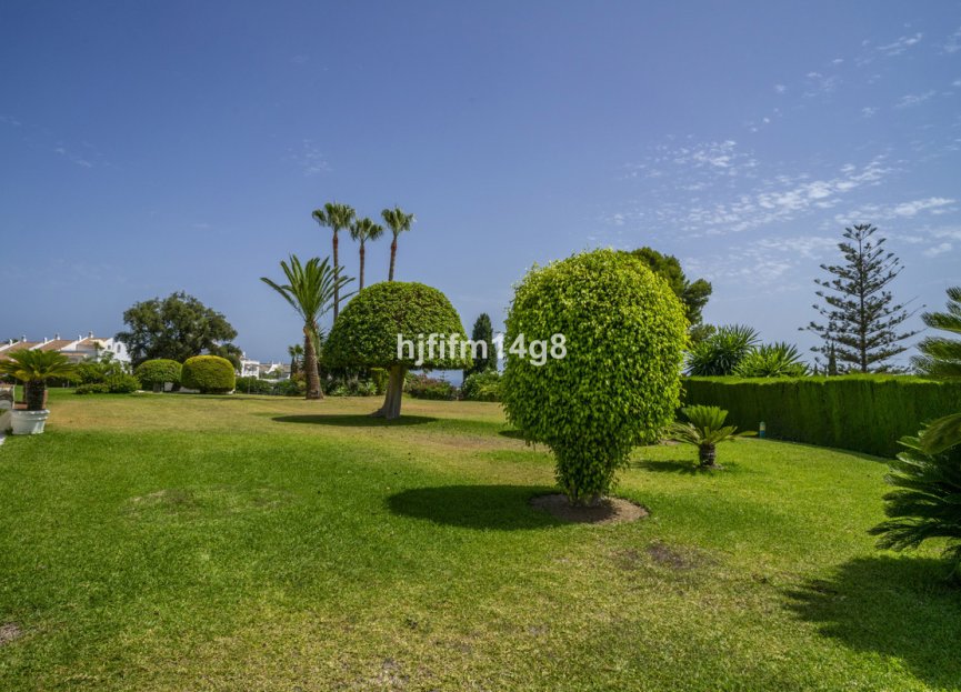 Resale - House - Townhouse - Marbella - Nueva Andalucia