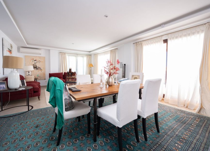 Reventa - Apartment - Penthouse - Marbella - Altos de los Monteros