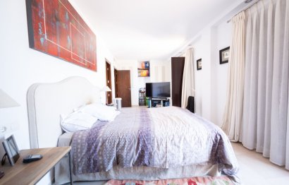 Reventa - Apartment - Penthouse - Marbella - Altos de los Monteros