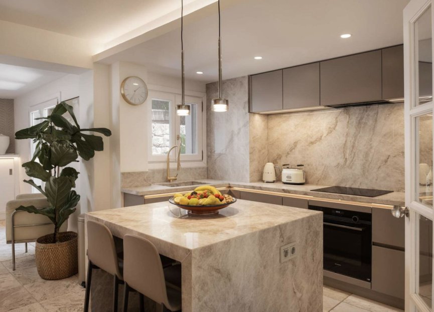 Resale - House - Detached Villa - Benahavís - La Quinta