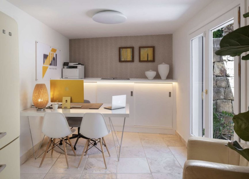 Resale - House - Detached Villa - Benahavís - La Quinta