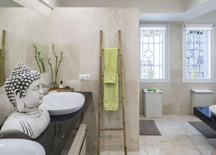 Resale - House - Detached Villa - Benahavís - La Quinta