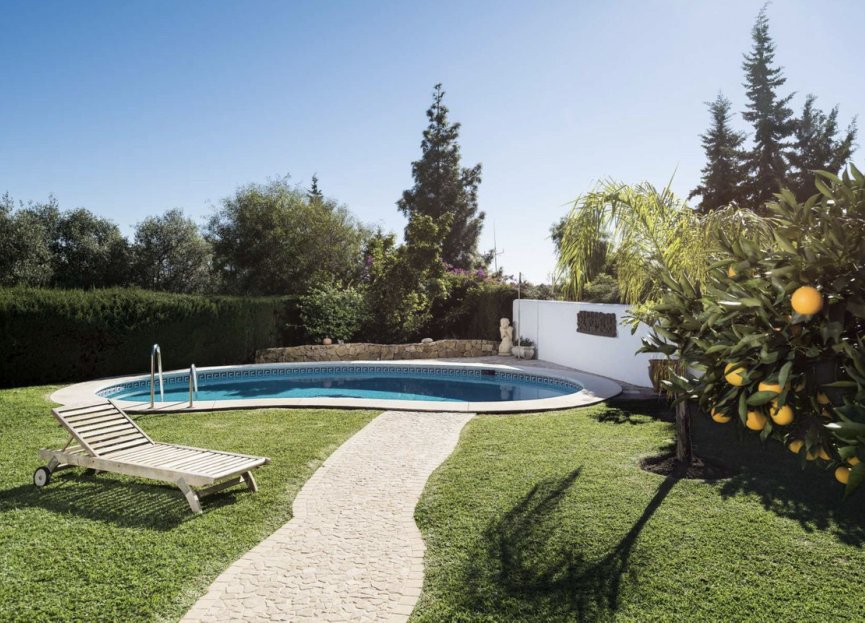 Resale - House - Detached Villa - Benahavís - La Quinta
