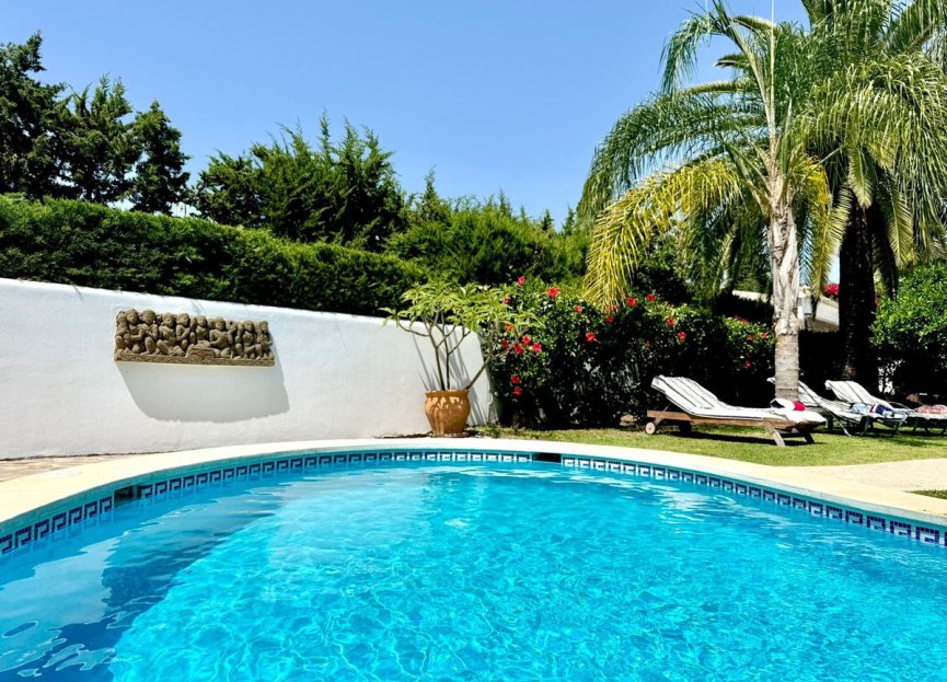 Resale - House - Detached Villa - Benahavís - La Quinta