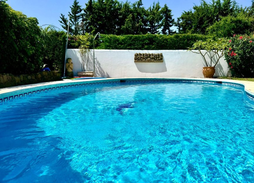 Resale - House - Detached Villa - Benahavís - La Quinta