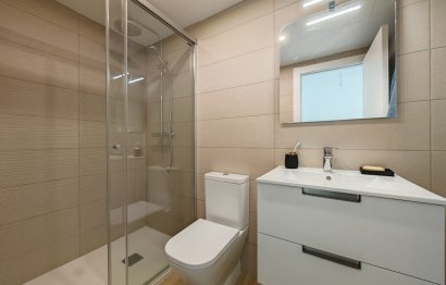 Resale - Apartment - Middle Floor Apartment - Estepona - Estepona Centro