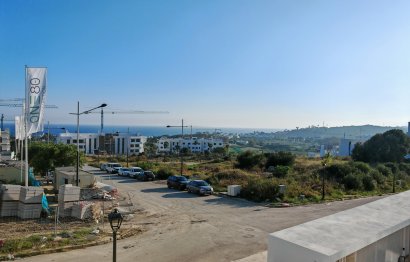 Resale - Apartment - Middle Floor Apartment - Estepona - Estepona Centro