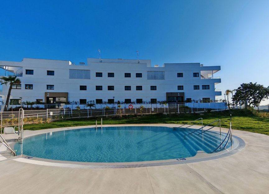 Resale - Apartment - Middle Floor Apartment - Estepona - Estepona Centro