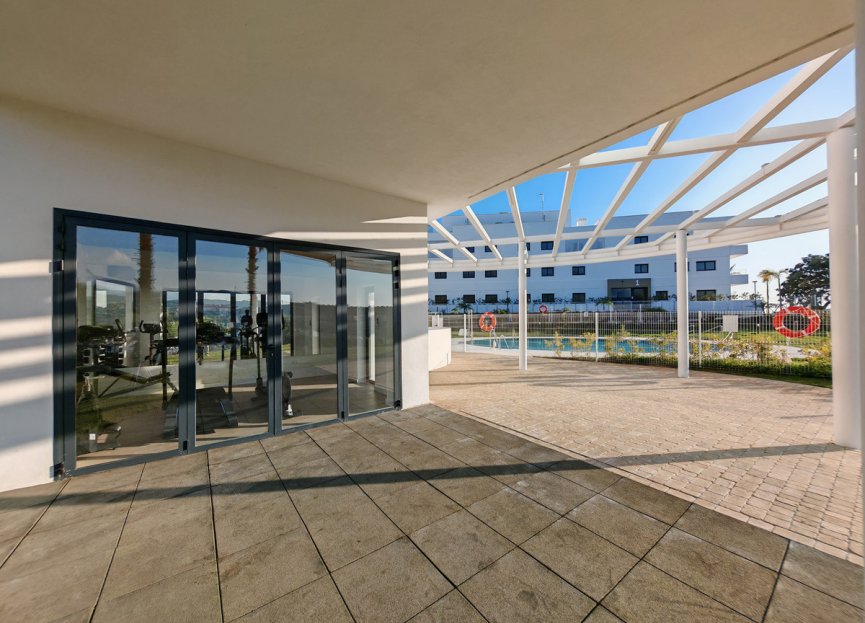 Resale - Apartment - Middle Floor Apartment - Estepona - Estepona Centro