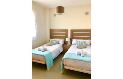 Reventa - Ground floor apartment - Estepona - Estepona Centro