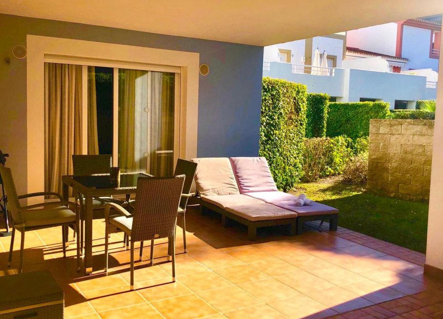 Reventa - Ground floor apartment - Estepona - Estepona Centro