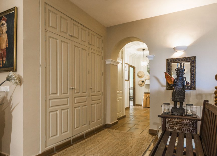 Reventa - House - Detached Villa - Sotogrande