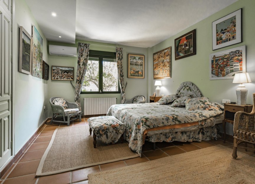 Reventa - House - Detached Villa - Sotogrande