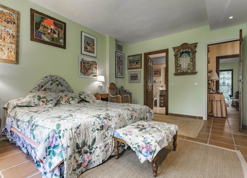 Reventa - House - Detached Villa - Sotogrande