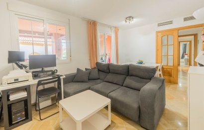 Resale - Apartment - Middle Floor Apartment - Benalmádena - Benalmadena Centro
