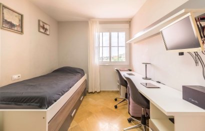 Resale - Apartment - Middle Floor Apartment - Benalmádena - Benalmadena Centro