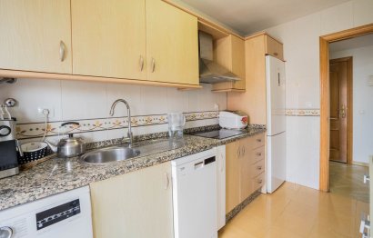 Resale - Apartment - Middle Floor Apartment - Benalmádena - Benalmadena Centro