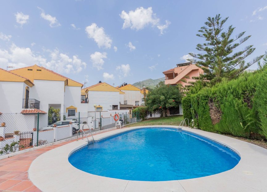 Resale - Apartment - Middle Floor Apartment - Benalmádena - Benalmadena Centro