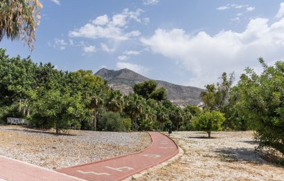 Resale - Apartment - Middle Floor Apartment - Benalmádena - Benalmadena Centro