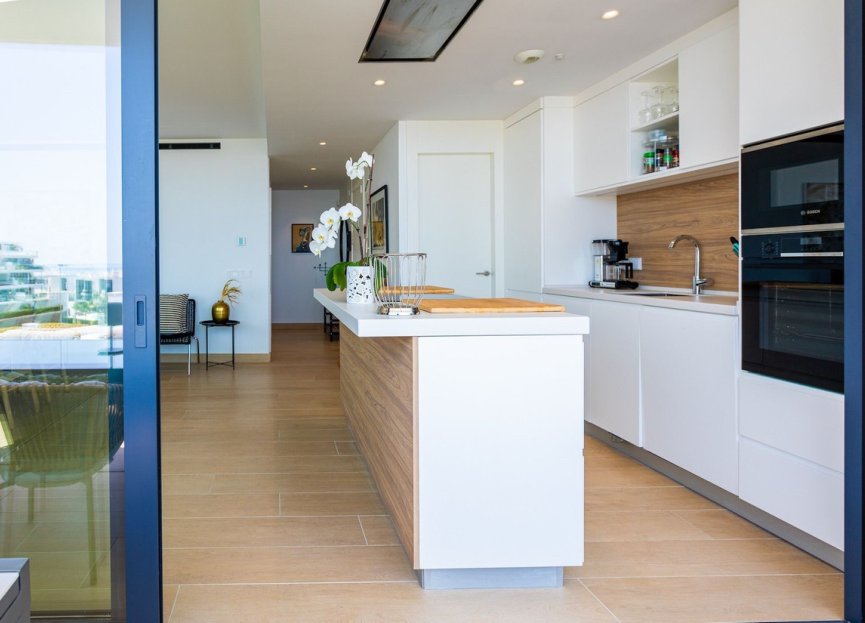 Resale - Apartment - Middle Floor Apartment - Fuengirola - Fuengirola Centro