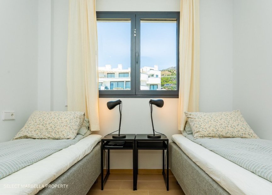 Resale - Apartment - Middle Floor Apartment - Fuengirola - Fuengirola Centro