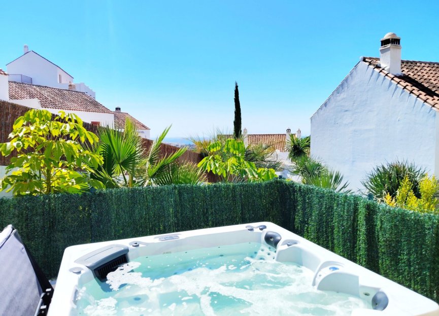 Reventa - House - Semi-Detached House - Casares - Casares Centro