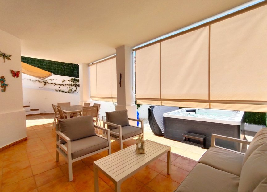 Reventa - House - Semi-Detached House - Casares - Casares Centro