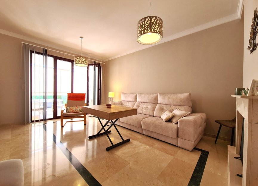 Reventa - House - Semi-Detached House - Casares - Casares Centro