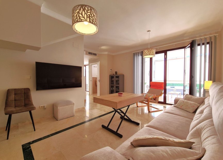 Reventa - House - Semi-Detached House - Casares - Casares Centro