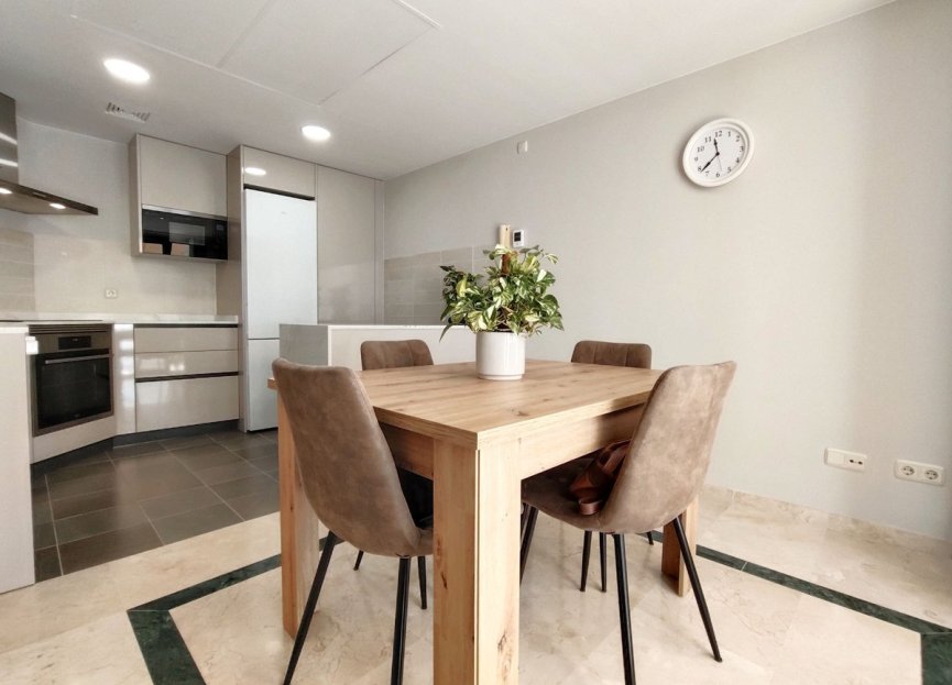 Reventa - House - Semi-Detached House - Casares - Casares Centro