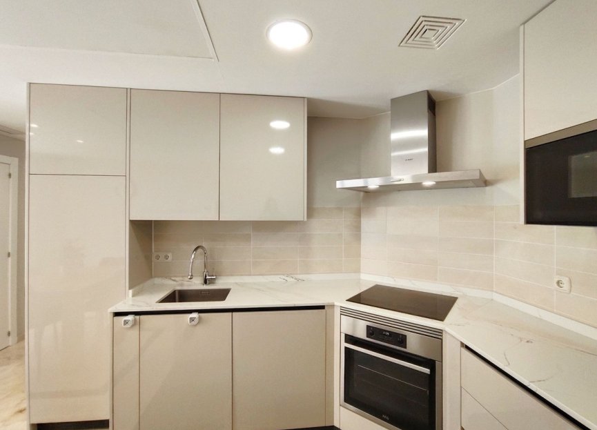 Reventa - House - Semi-Detached House - Casares - Casares Centro