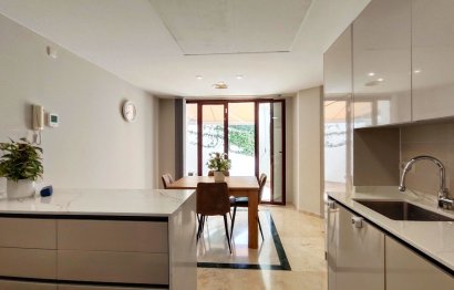 Reventa - House - Semi-Detached House - Casares - Casares Centro