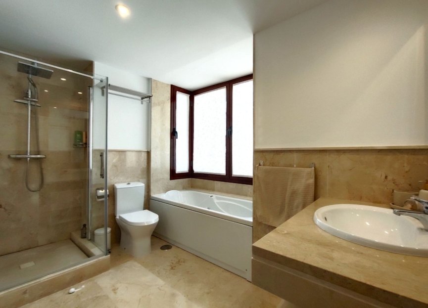 Reventa - House - Semi-Detached House - Casares - Casares Centro