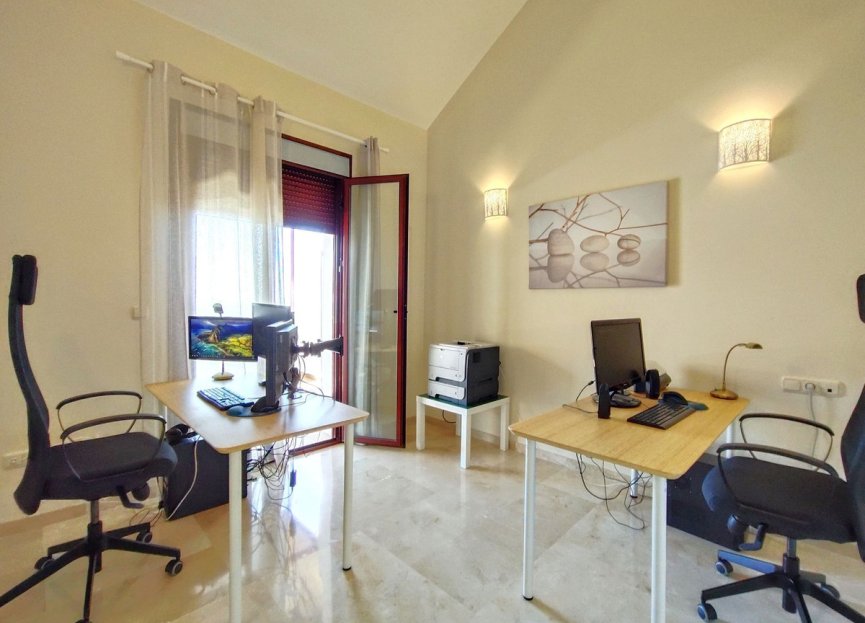 Reventa - House - Semi-Detached House - Casares - Casares Centro