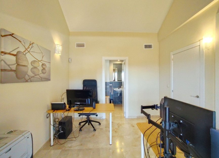 Reventa - House - Semi-Detached House - Casares - Casares Centro