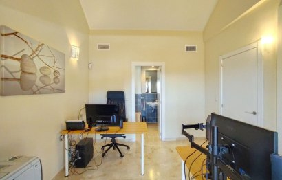 Reventa - House - Semi-Detached House - Casares - Casares Centro