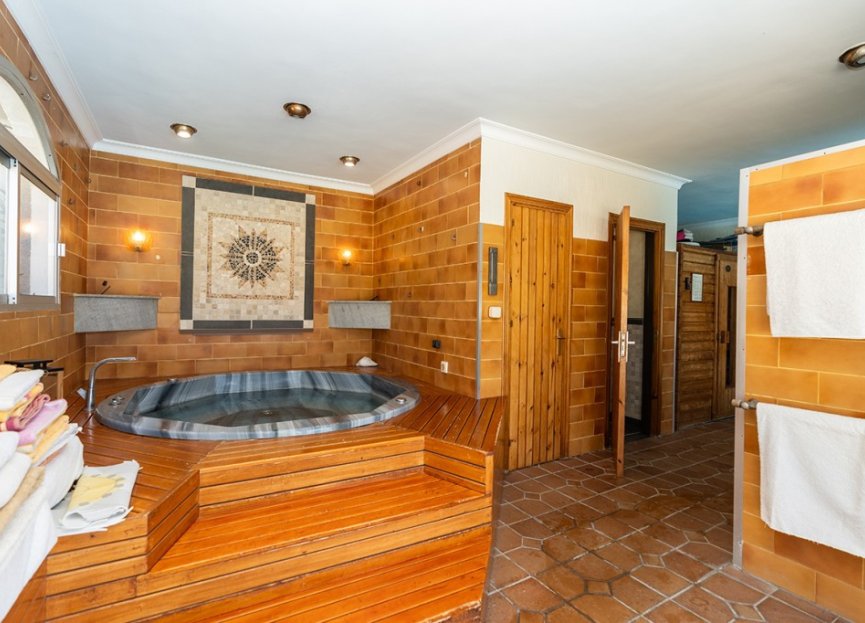 Reventa - House - Detached Villa - Marbella - Carib Playa