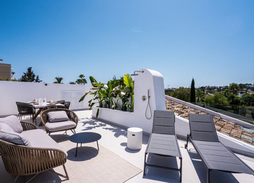 Resale - Apartment - Penthouse - Marbella - Nueva Andalucia