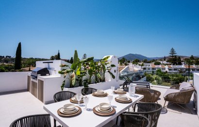 Resale - Apartment - Penthouse - Marbella - Nueva Andalucia