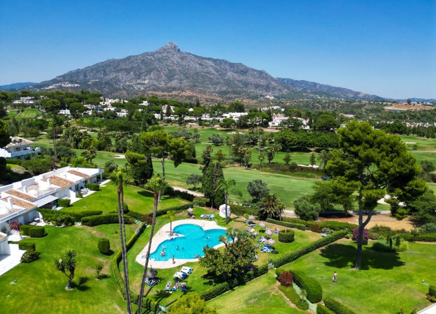 Resale - Apartment - Penthouse - Marbella - Nueva Andalucia