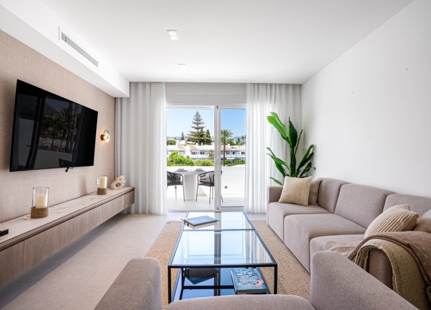 Resale - Apartment - Penthouse - Marbella - Nueva Andalucia