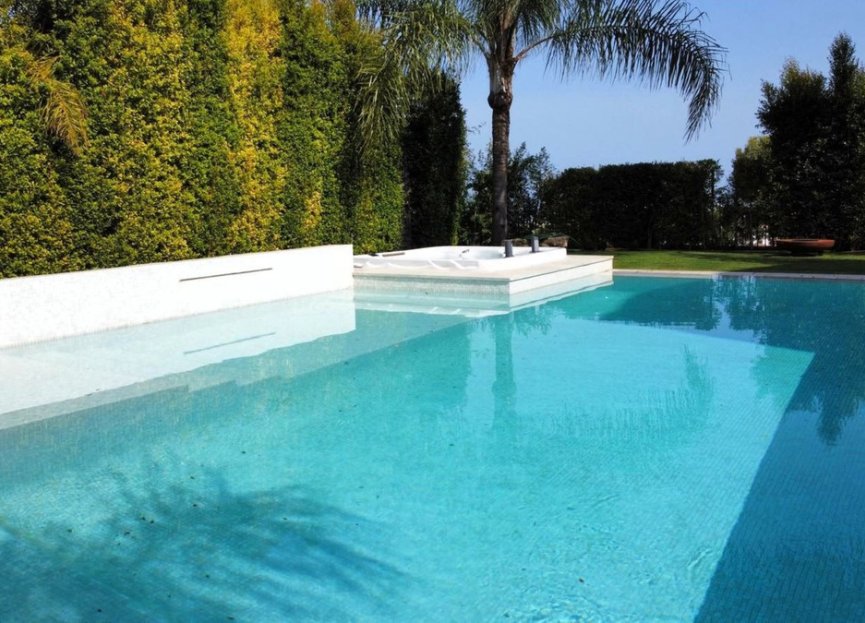 Resale - House - Detached Villa - Marbella - Marbella Centro