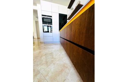 Resale - House - Detached Villa - Marbella - Marbella Centro