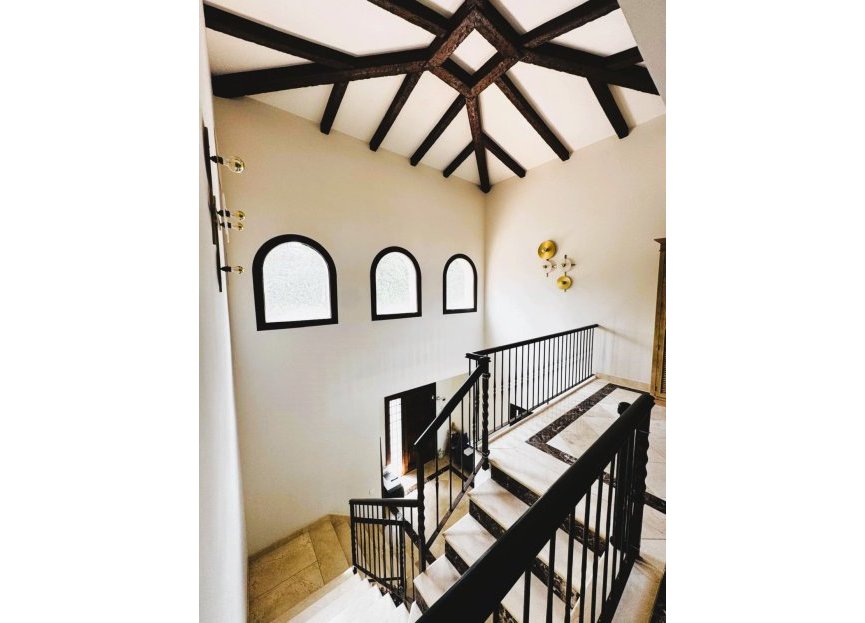 Resale - House - Detached Villa - Marbella - Marbella Centro