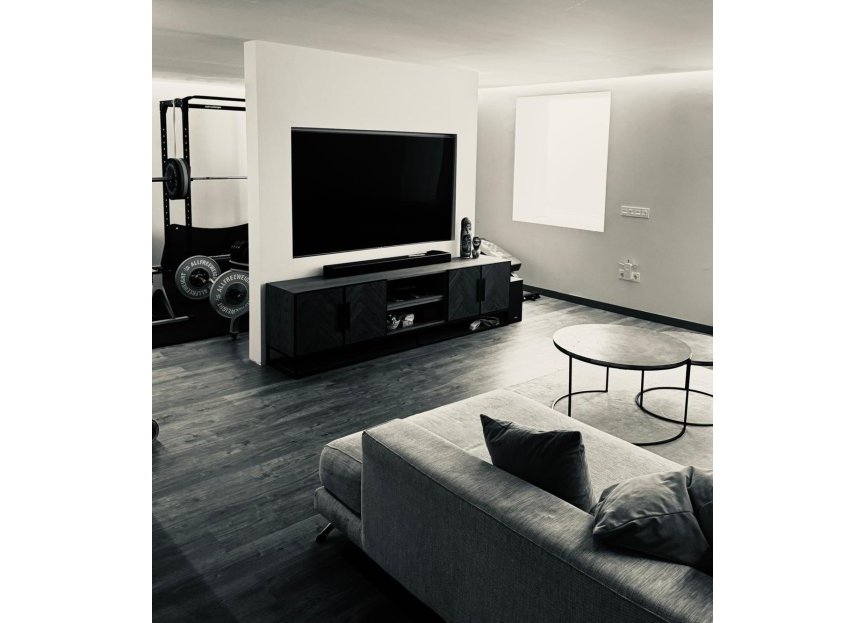 Resale - House - Detached Villa - Marbella - Marbella Centro