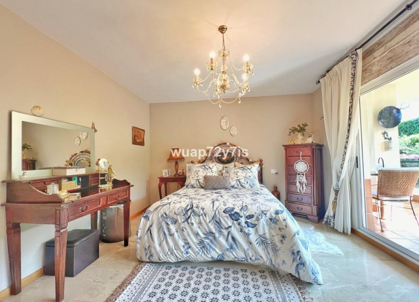 Resale - Ground floor apartment - Marbella - Guadalmina Alta