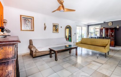 Resale - House - Detached Villa - Marbella - Marbella Centro